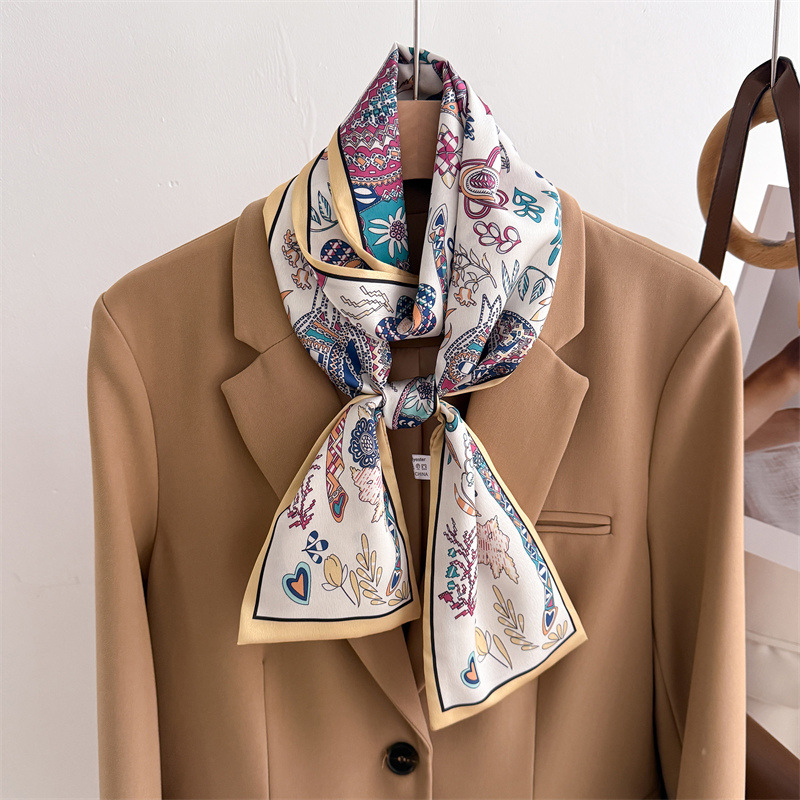 45色展開、シルクのような肌触りのプリントデザインスカーフシ - Face Scarf Mask のレビューと価格
