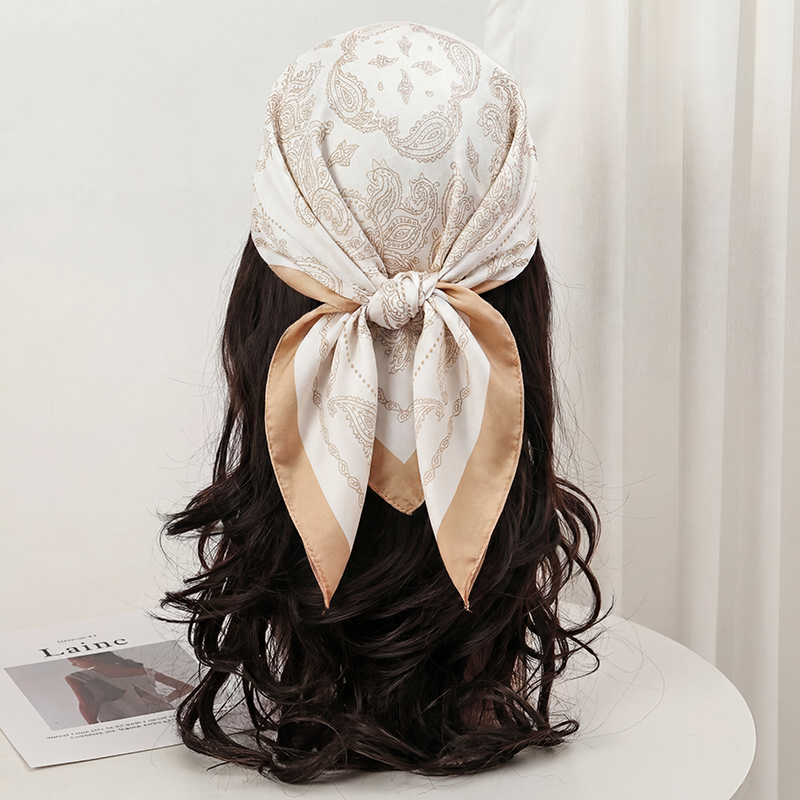 ヴィンテージベージュペイズリープリントスクエアスカーフサテン - Face Scarf Mask のレビューと価格